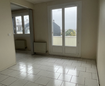Location Appartement avec balcon 2 pièces Bourges (18000)