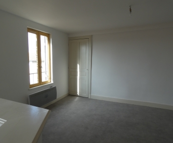 Location Appartement 2 pièces Thiers (63300) - Rue du Palais
